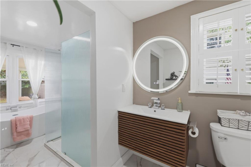 Photo 26 of 48 residential for sale in Norfolk virginia