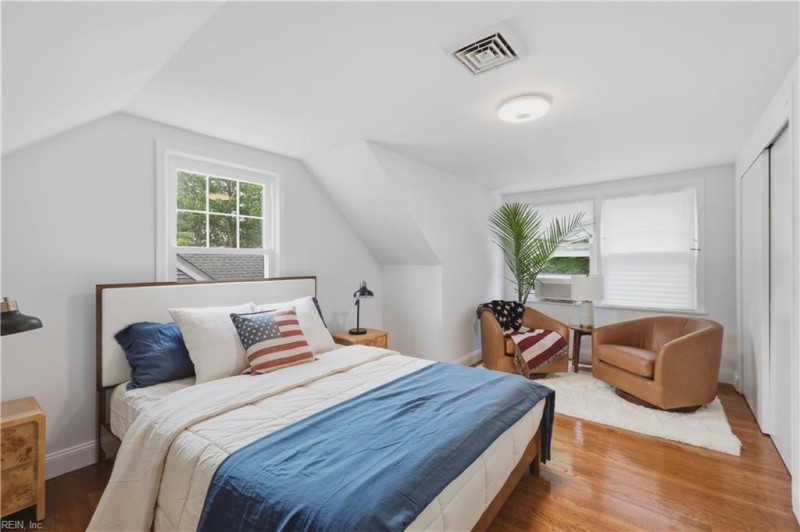 Photo 31 of 48 residential for sale in Norfolk virginia