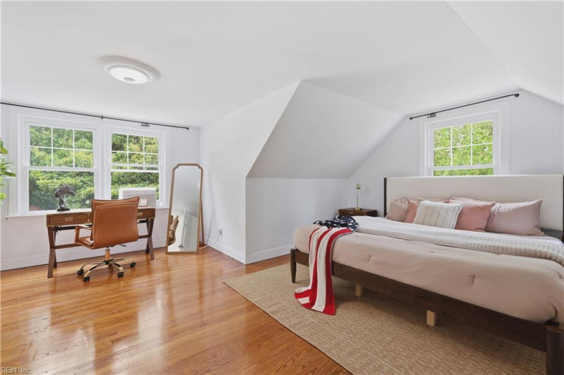 Photo 36 of 48 residential for sale in Norfolk virginia