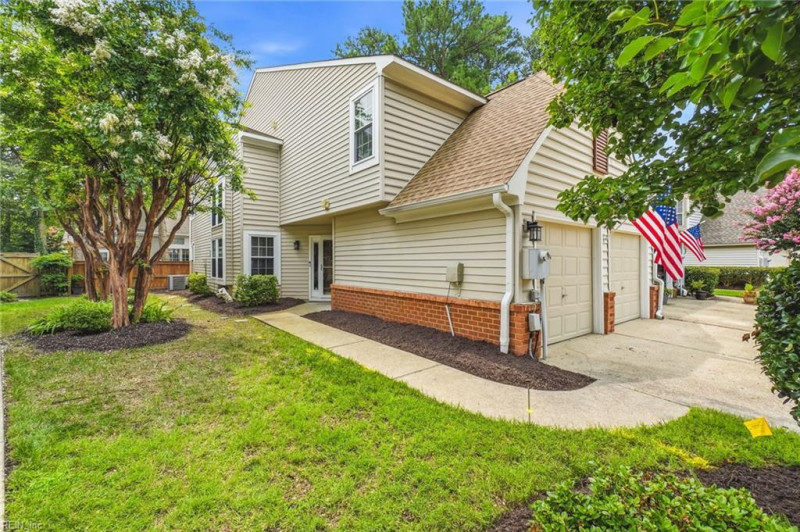 Photo 41 of 48 residential for sale in York County virginia