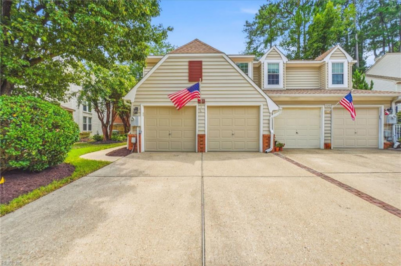 Photo 44 of 48 residential for sale in York County virginia