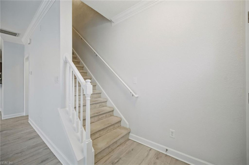 Photo 12 of 26 residential for sale in Chesapeake virginia