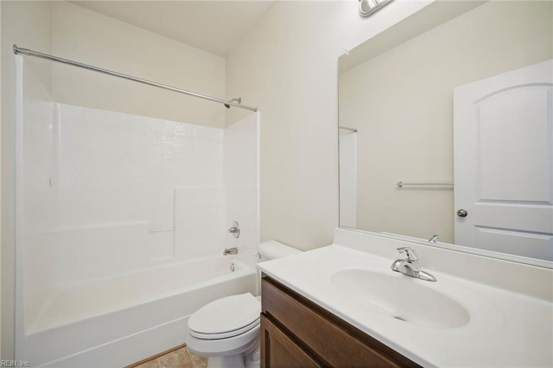 Photo 20 of 26 residential for sale in Chesapeake virginia