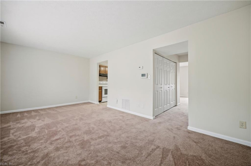 Photo 10 of 28 residential for sale in Newport News virginia