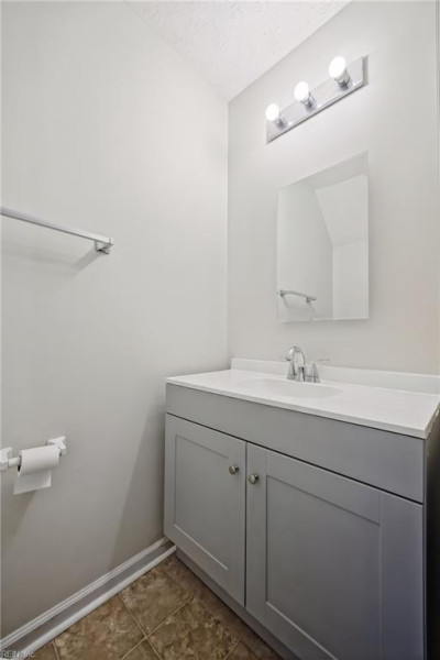 Photo 12 of 28 residential for sale in Newport News virginia