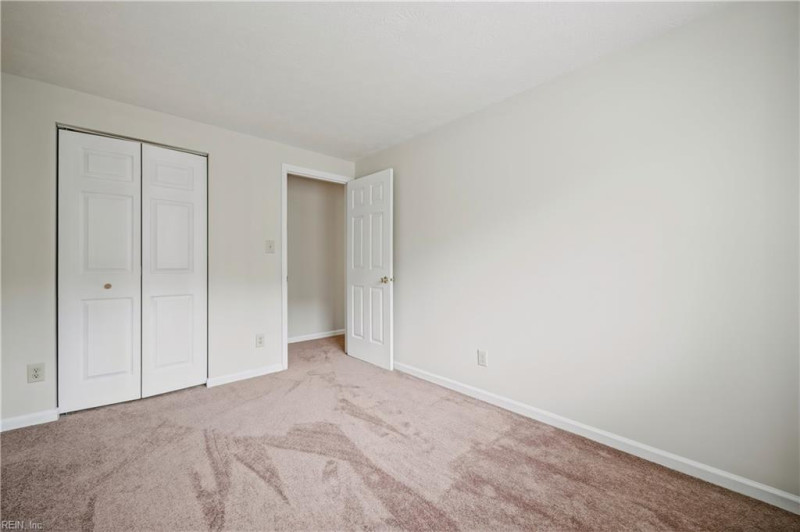 Photo 17 of 28 residential for sale in Newport News virginia