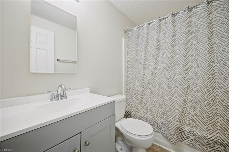 Photo 18 of 28 residential for sale in Newport News virginia
