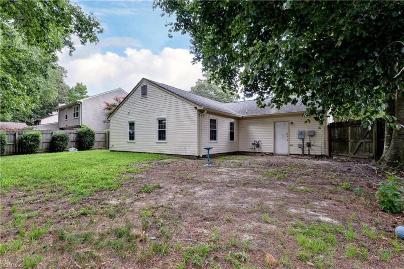 Photo 4 of 5 residential for sale in Newport News virginia Photo 4 of 5 residential for sale in Newport News virginia