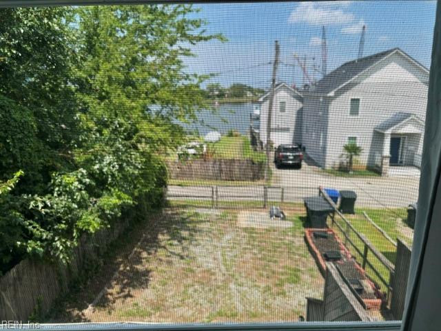 Photo 18 of 32 residential for sale in Portsmouth virginia