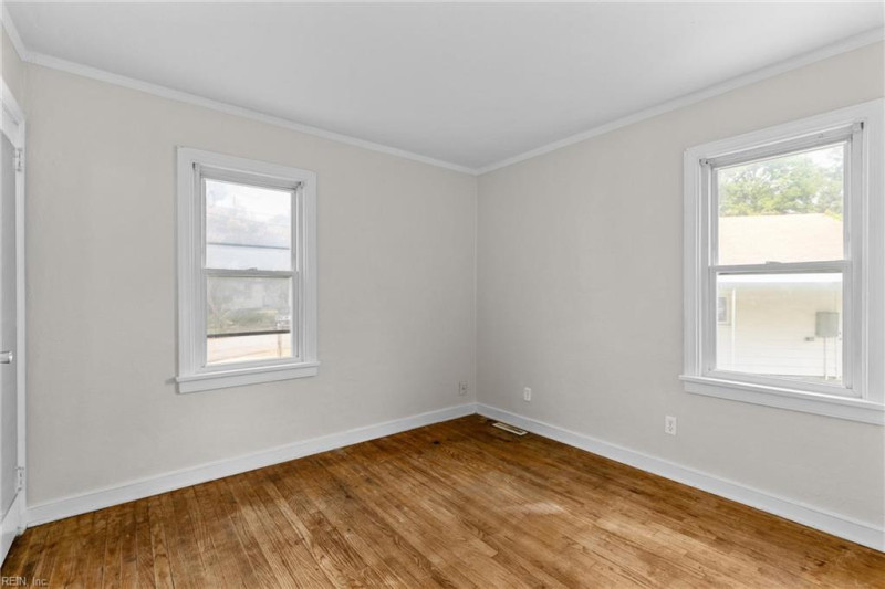 Photo 10 of 19 residential for sale in Norfolk virginia Photo 10 of 19 residential for sale in Norfolk virginia