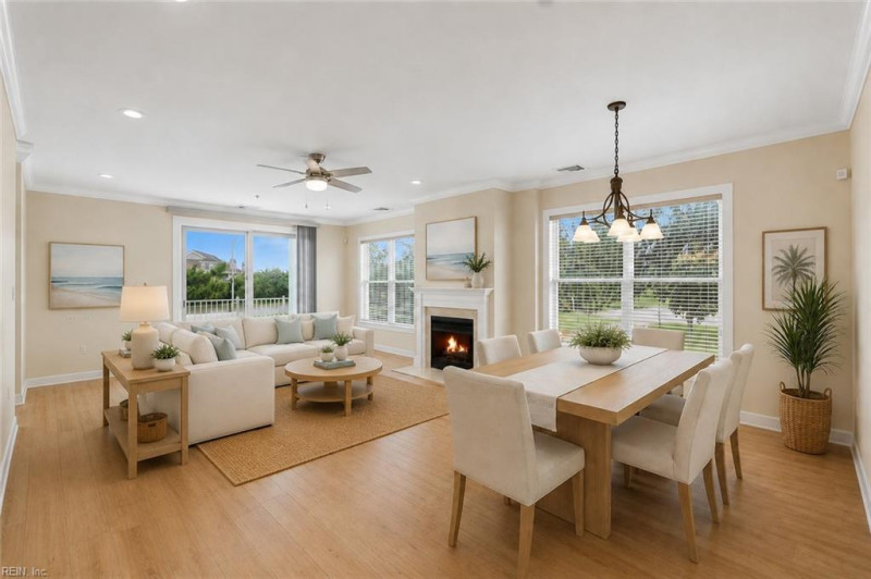 Photo 2 of 38 residential for sale in Virginia Beach virginia
