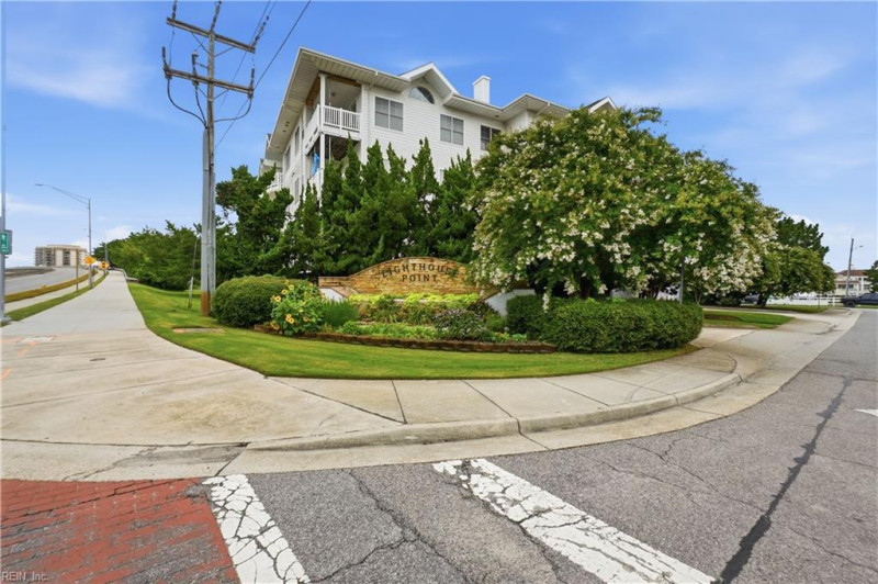 Photo 22 of 38 residential for sale in Virginia Beach virginia