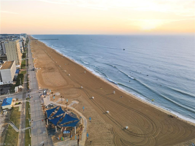 Photo 33 of 38 residential for sale in Virginia Beach virginia