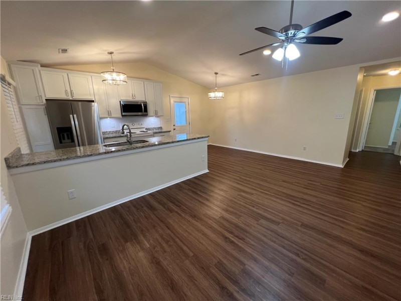 Photo 2 of 19 residential for sale in Virginia Beach virginia