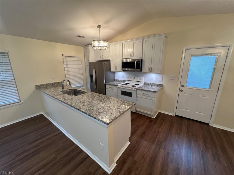 Photo 3 of 19 residential for sale in Virginia Beach virginia