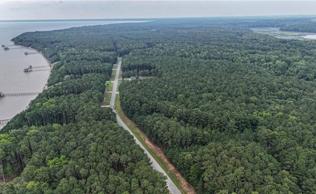 1194 Lawnes Neck Drive, Isle of Wight County, VA 23430