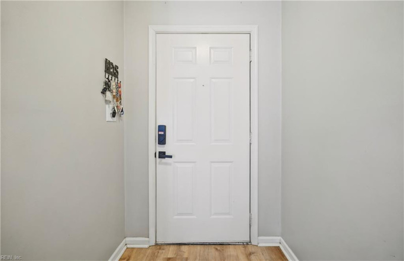 Photo 6 of 37 residential for sale in Suffolk virginia Photo 6 of 37 residential for sale in Suffolk virginia