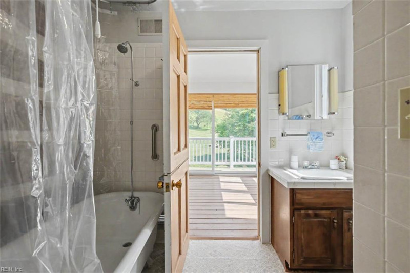 Photo 38 of 50 residential for sale in Alleghany virginia
