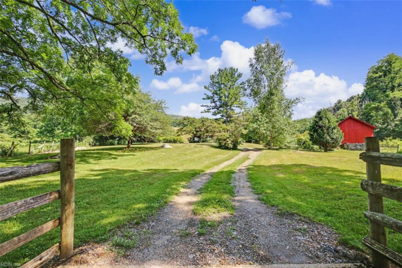 Photo 5 of 50 residential for sale in Alleghany virginia