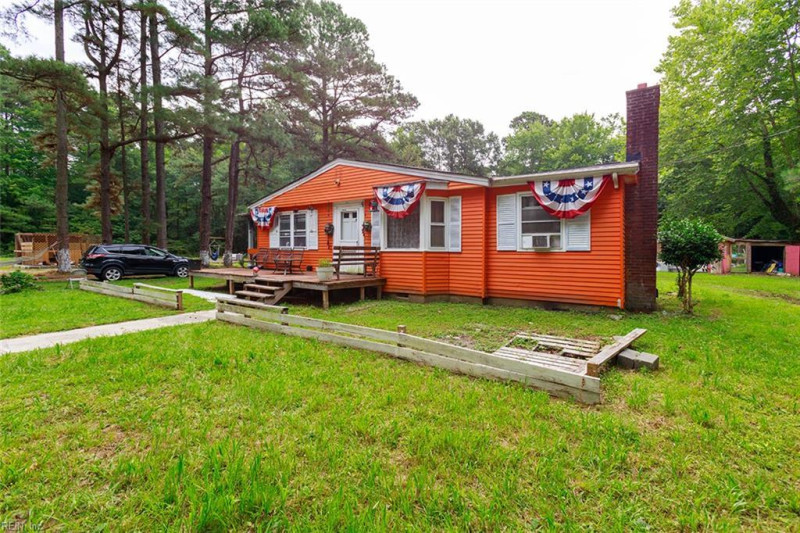 Photo 5 of 33 residential for sale in Gloucester County virginia Photo 5 of 33 residential for sale in Gloucester County virginia
