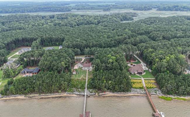 1220 Lawnes Neck Drive, Isle of Wight County, VA 23430