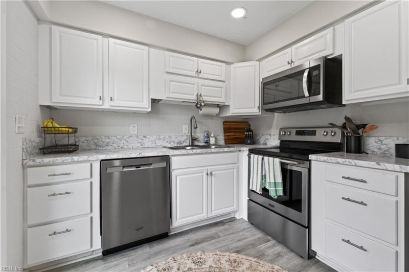 Photo 10 of 20 residential for sale in Virginia Beach virginia
