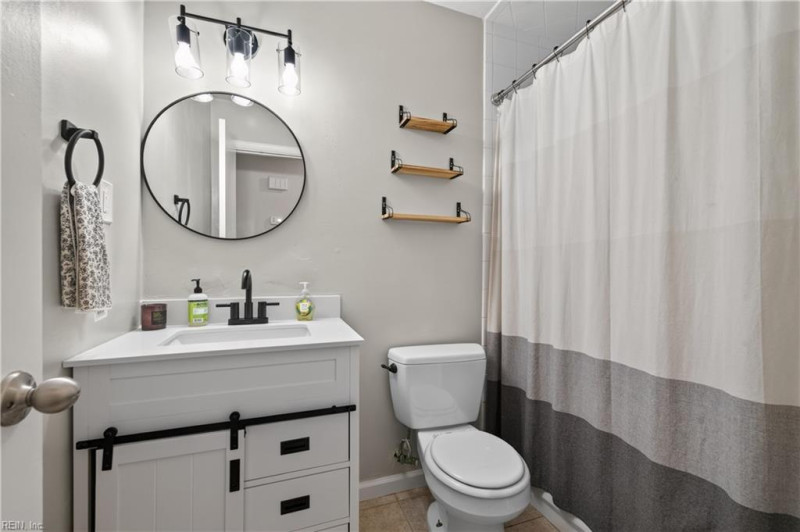 Photo 14 of 20 residential for sale in Virginia Beach virginia