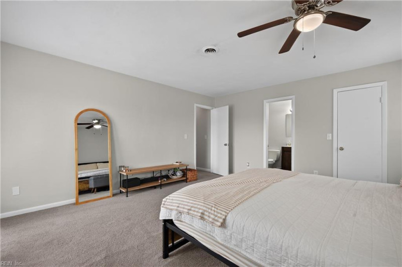 Photo 17 of 20 residential for sale in Virginia Beach virginia