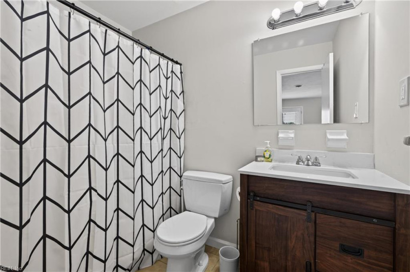 Photo 19 of 20 residential for sale in Virginia Beach virginia