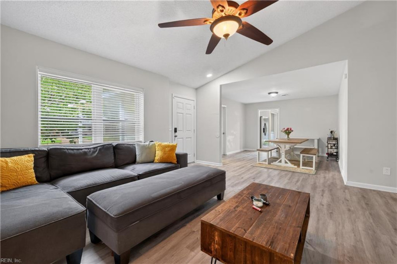 Photo 6 of 20 residential for sale in Virginia Beach virginia
