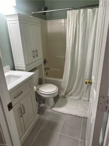 Photo 8 of 10 residential for sale in Newport News virginia