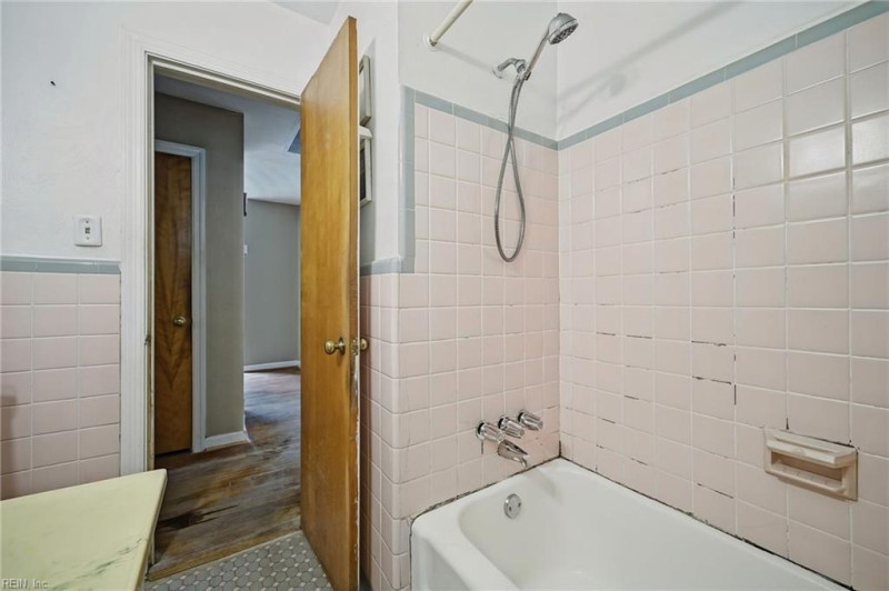 Photo 14 of 27 residential for sale in Norfolk virginia Photo 14 of 27 residential for sale in Norfolk virginia