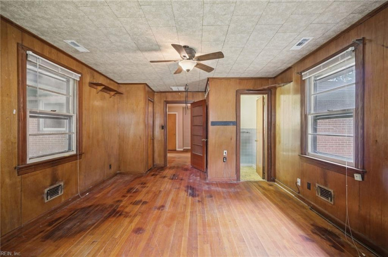 Photo 18 of 27 residential for sale in Norfolk virginia Photo 18 of 27 residential for sale in Norfolk virginia