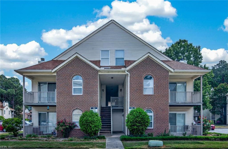 Photo 1 of 26 residential for sale in Newport News virginia