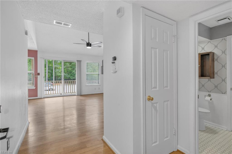 Photo 10 of 26 residential for sale in Newport News virginia