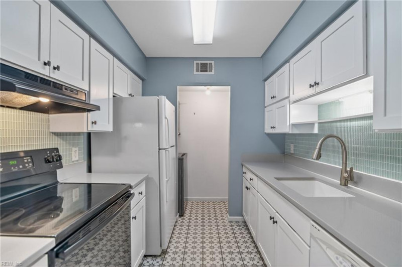Photo 2 of 26 residential for sale in Newport News virginia