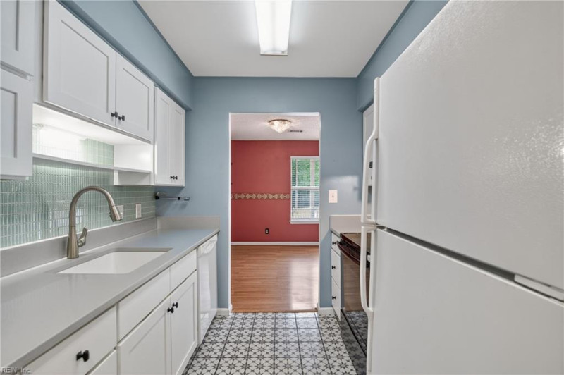 Photo 9 of 26 residential for sale in Newport News virginia