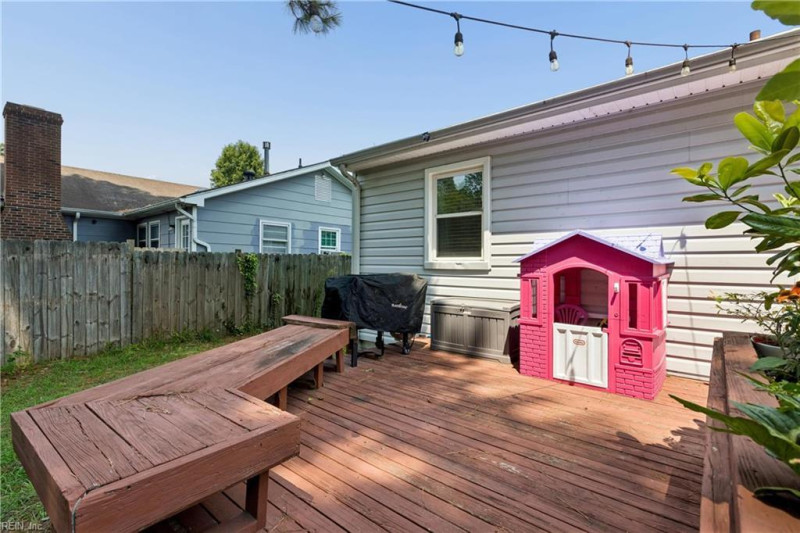 Photo 21 of 22 residential for sale in Hampton virginia