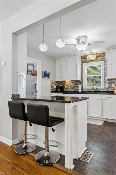 Photo 8 of 22 residential for sale in Hampton virginia