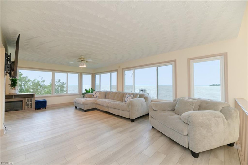 Photo 19 of 29 residential for sale in Newport News virginia