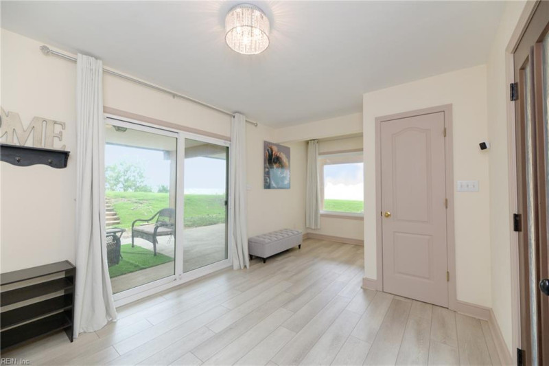 Photo 7 of 29 residential for sale in Newport News virginia