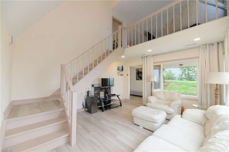 Photo 9 of 29 residential for sale in Newport News virginia