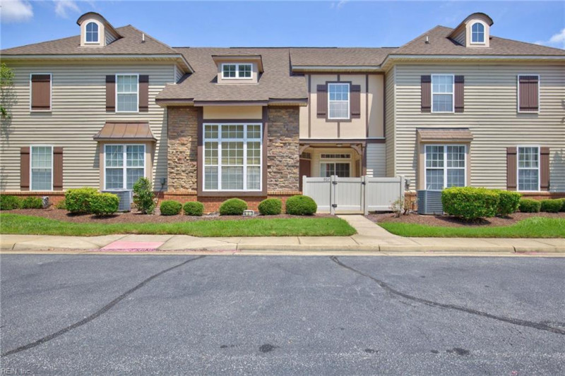 Photo 1 of 24 residential for sale in Isle of Wight County virginia