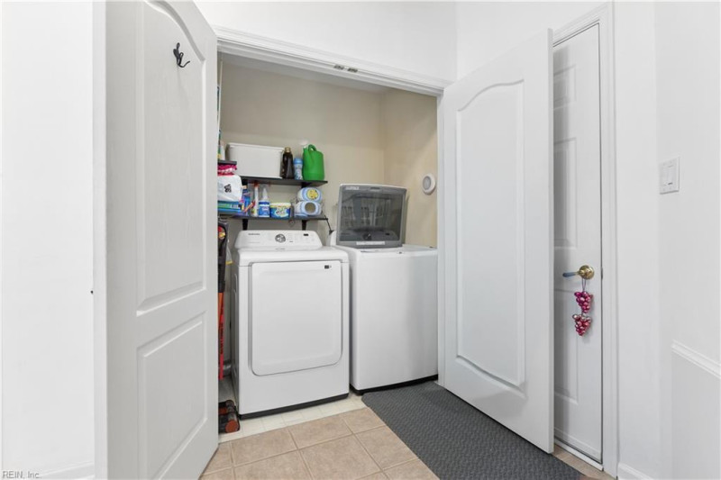 Photo 17 of 40 residential for sale in Newport News virginia
