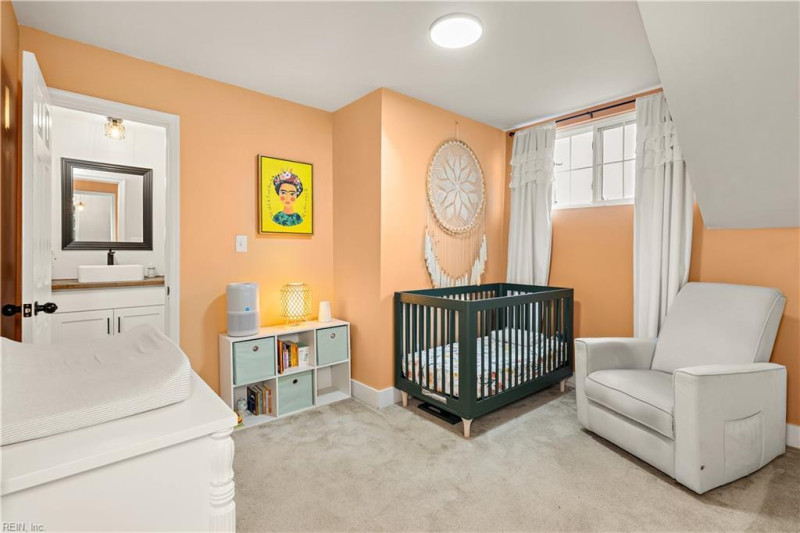 Photo 14 of 38 residential for sale in Norfolk virginia