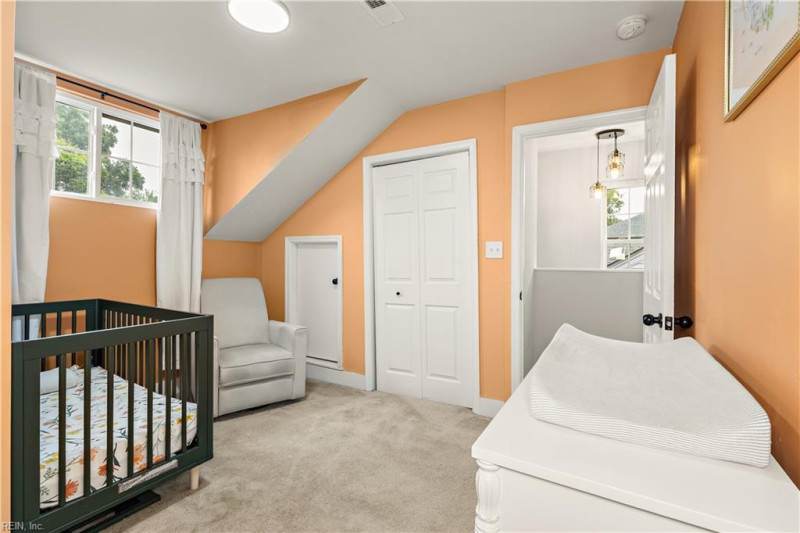 Photo 15 of 38 residential for sale in Norfolk virginia