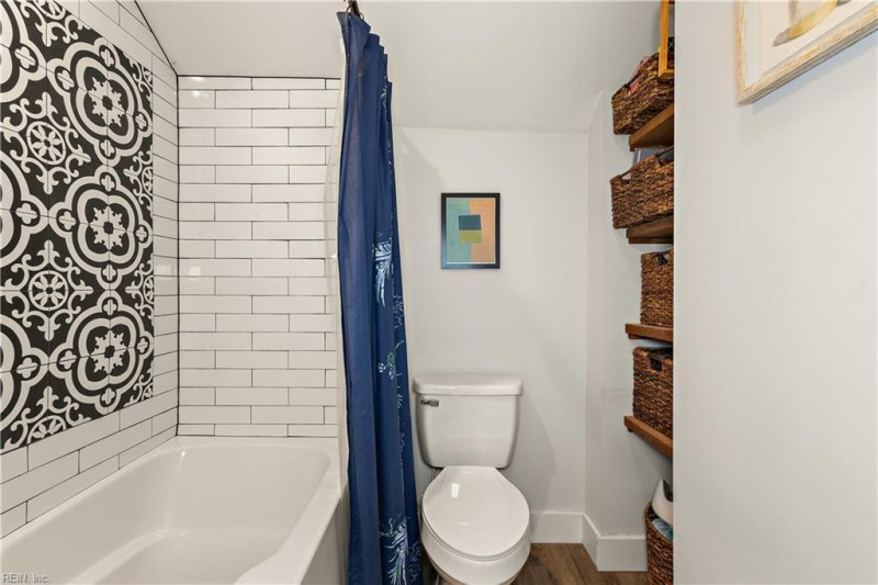 Photo 19 of 38 residential for sale in Norfolk virginia