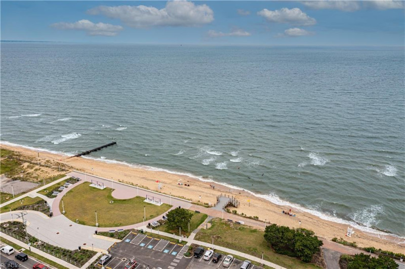Photo 30 of 38 residential for sale in Norfolk virginia