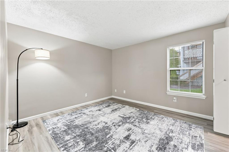 Photo 15 of 26 residential for sale in Virginia Beach virginia