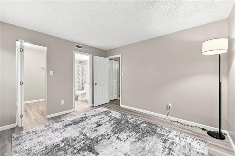 Photo 16 of 26 residential for sale in Virginia Beach virginia